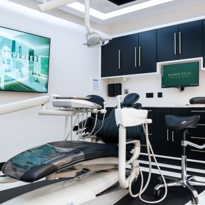 Treatment room at Kamran Rasul, The Dental Clinic